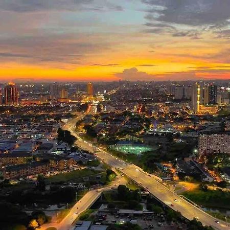 Cozy Aera Residence / Free Wi-Fi Netflix / Sunway เปอตาลิงจายา ภายนอก รูปภาพ