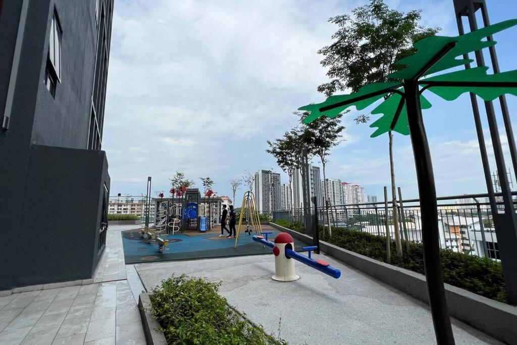Cozy Aera Residence / Free Wi-Fi Netflix / Sunway เปอตาลิงจายา ภายนอก รูปภาพ